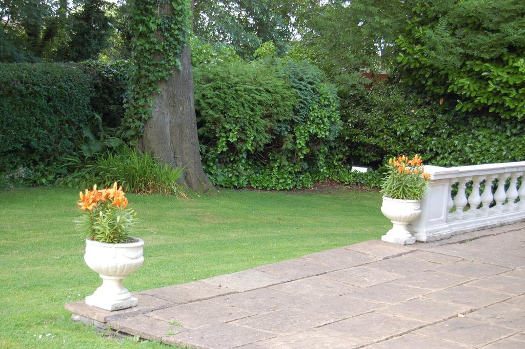 Brook House Hotel Walton-le-Dale 外观 照片