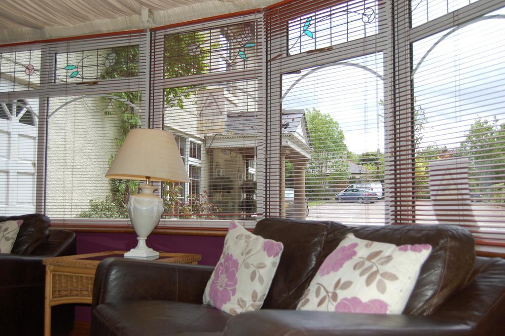 Brook House Hotel Walton-le-Dale 外观 照片